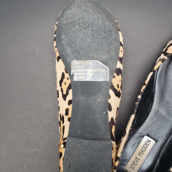 Steve Madden leopard print flats with grommets - Picture 5 of 7